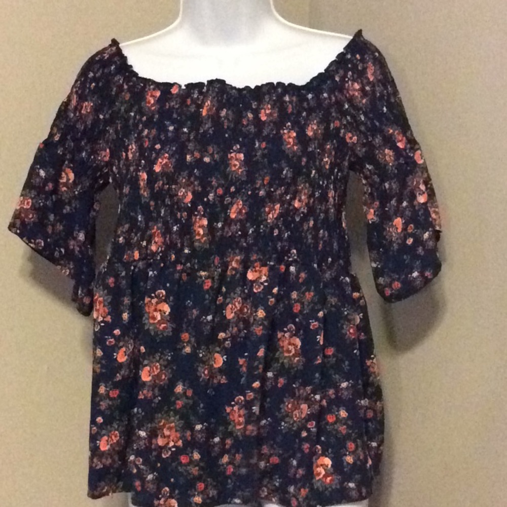 Floral Off Shoulder Shirt with Loose Sleeves XL